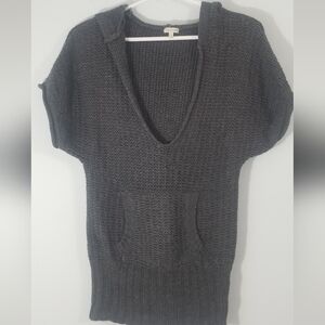 Maurices Chunky Knit Hooded Short Sleeve Sweater. Deep V-Neck Fitted Midline. S.